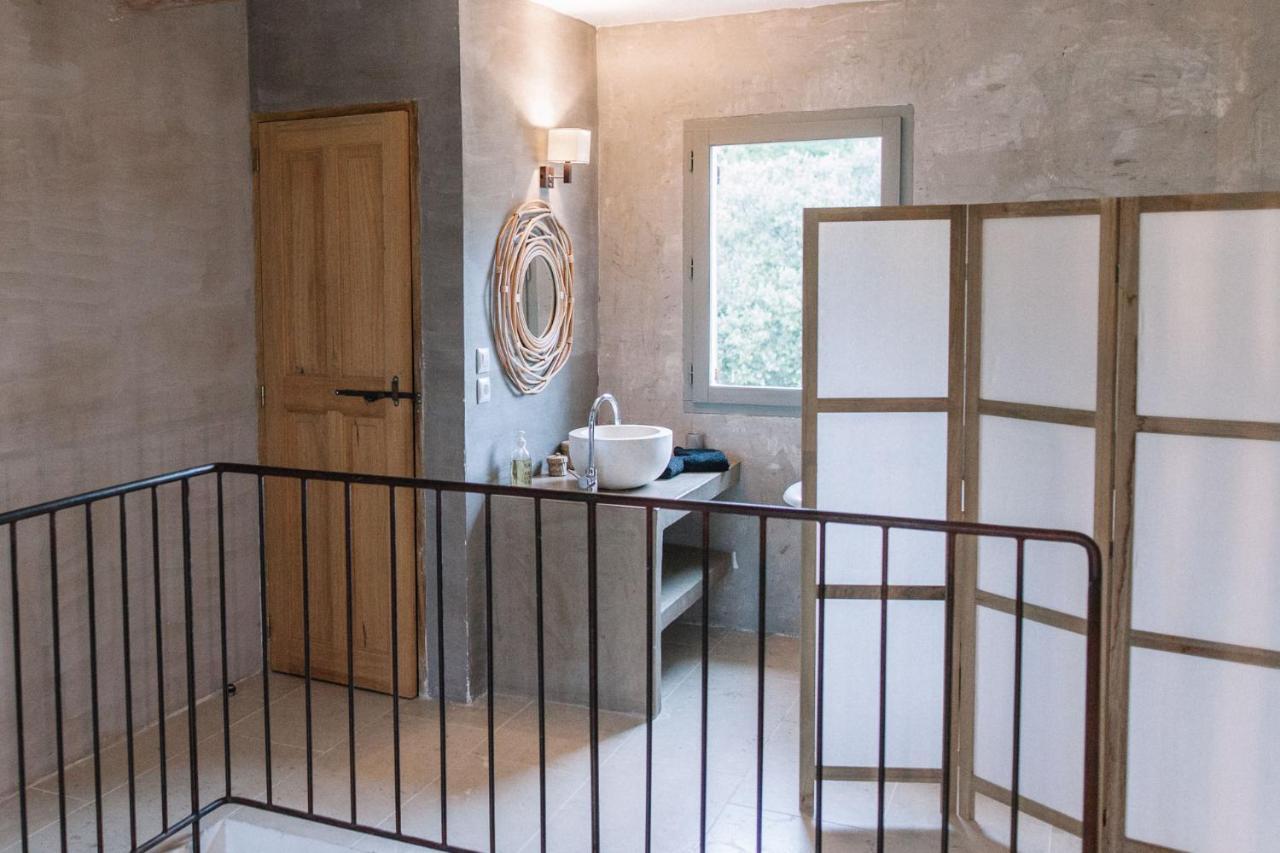 Le Mas De Cink Saint-Saturnin-d'Apt Exteriér fotografie