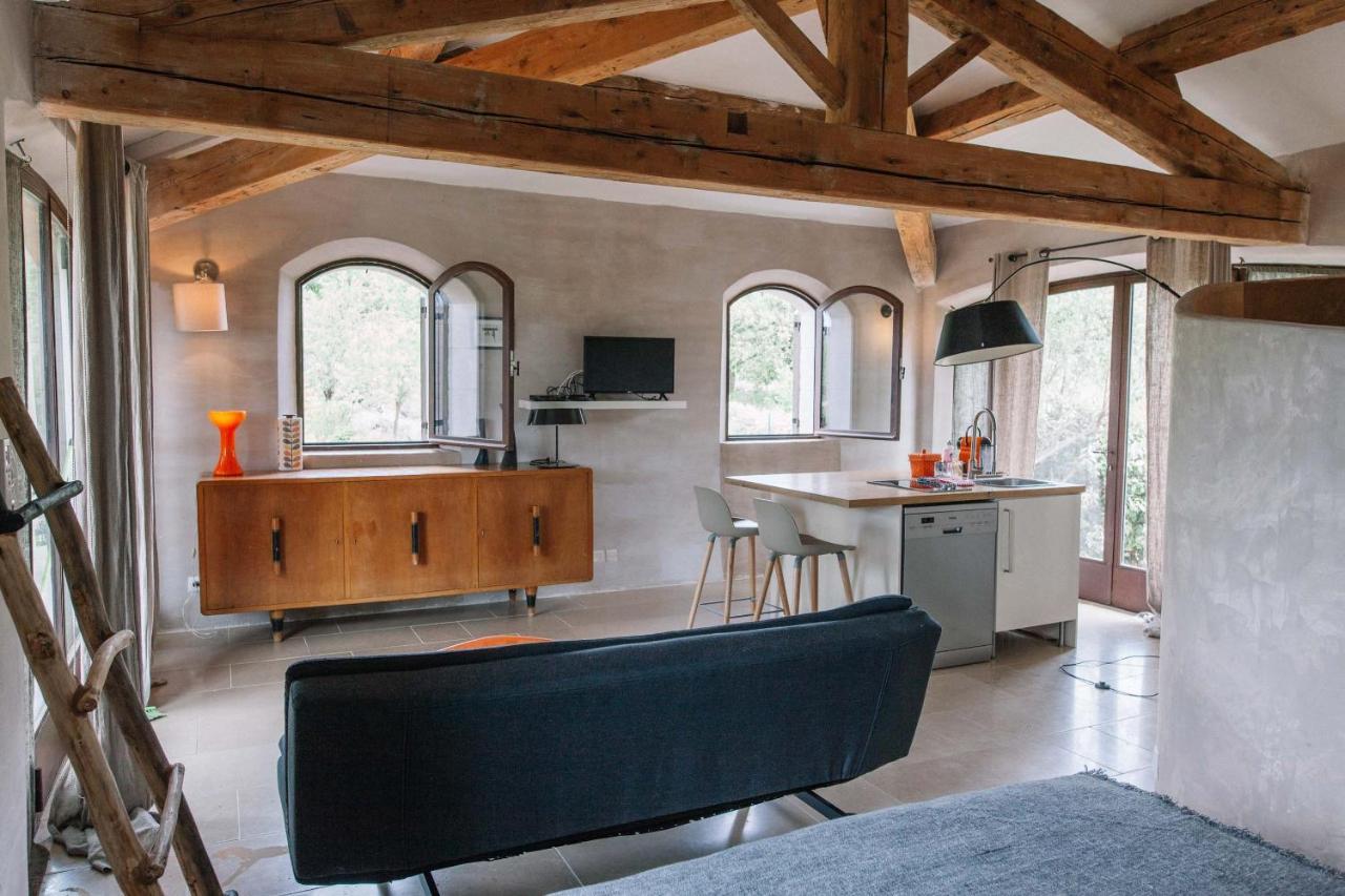 Le Mas De Cink Saint-Saturnin-d'Apt Exteriér fotografie